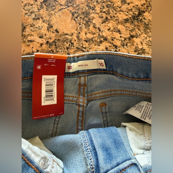 Levi's Light Blue wide leg girl jeans - Picture 3 of 6